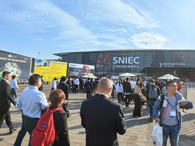 Our company participated in the logistics exhibition held at the Shanghai New International Expo Centre, attracting extensive attention from domestic and international clients.