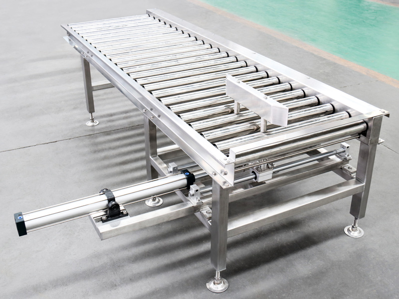 Roller conveyor line