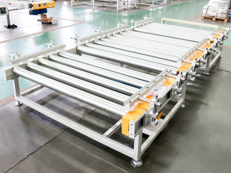 Roller conveyor line